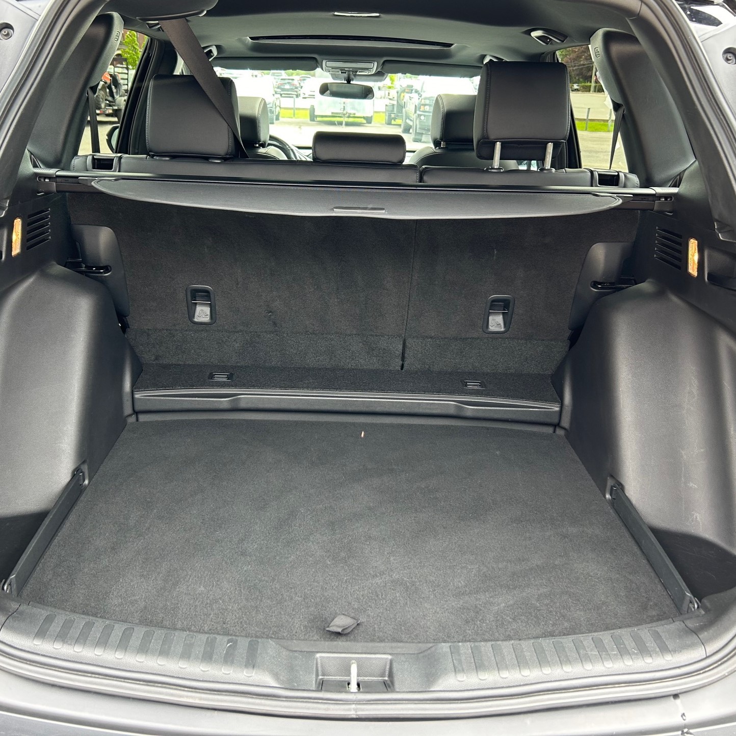 individual car image