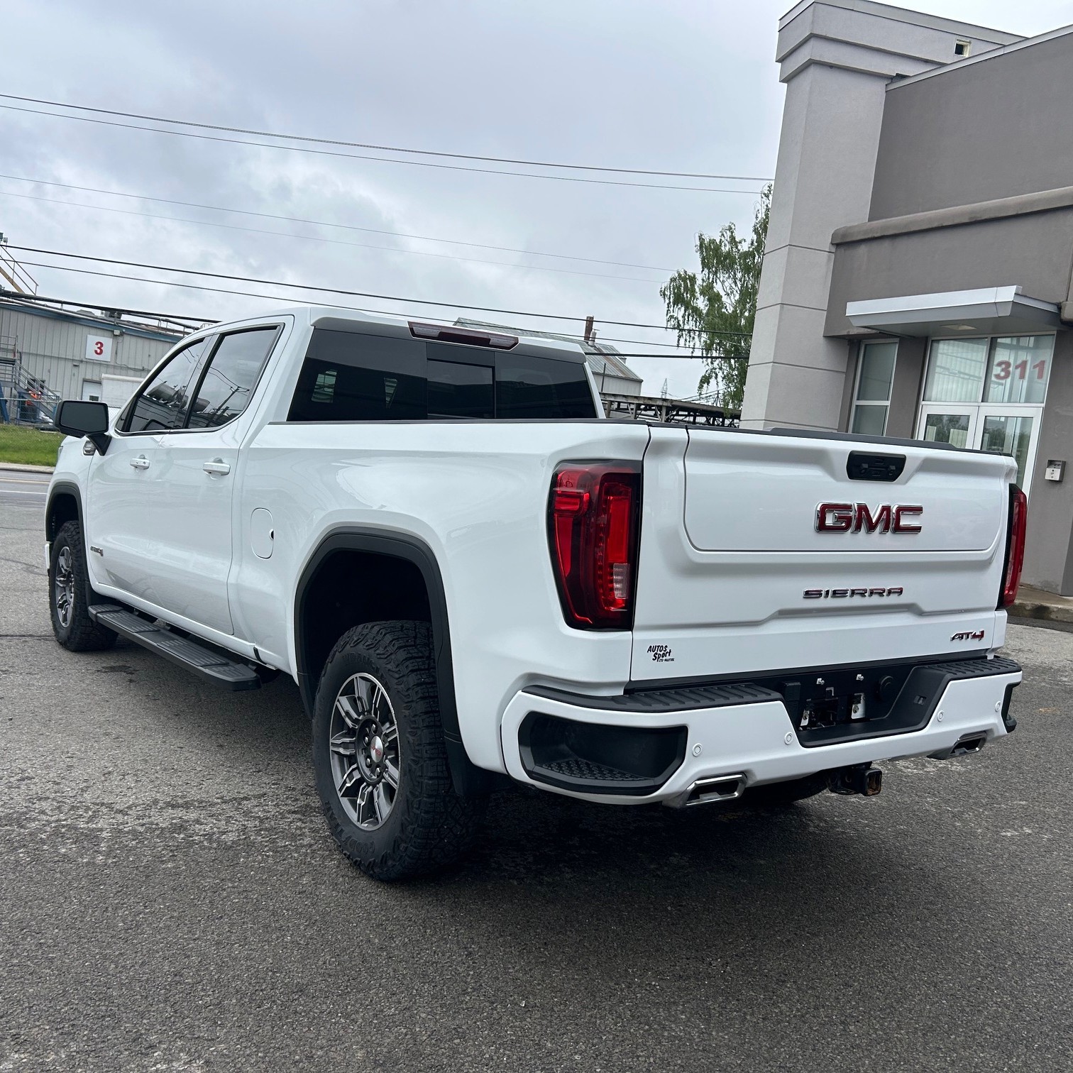 individual car image