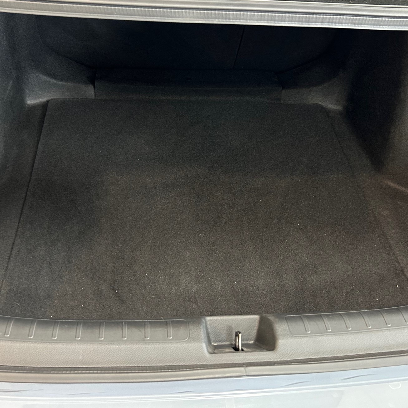 individual car image
